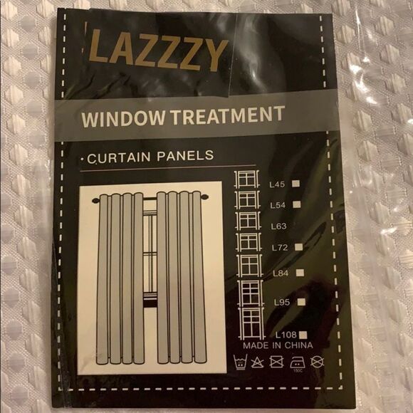 One pair pure white curtain panels - Picture 1 of 8